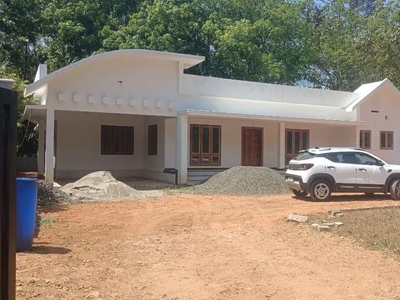 18 cent and newly built house near bharanaganam town
