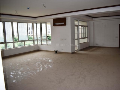 2500 Sqft 3 BHK Flat for sale in Jaypee Greens Knights Court Flats