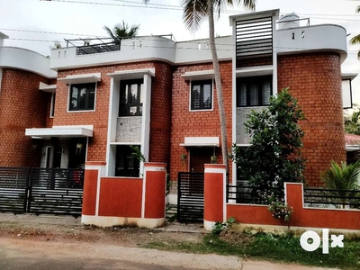 2Bhk house near Santhigiri Ashramam Pothencode