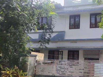 5 BHK house + 5 cent plot near Nayarambalam