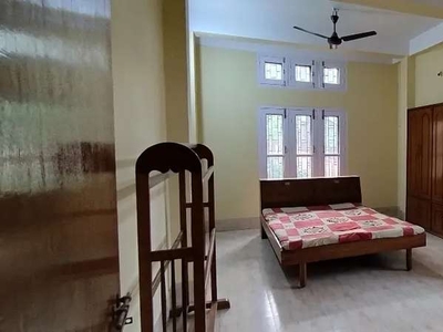 Furnished 3 bhk with parking near Bamunimaidan