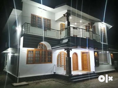 Luxury House for Urgent Sale at Triprayar East nada