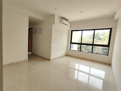 2 BHK Flat for rent in Powai, Mumbai - 980 Sqft