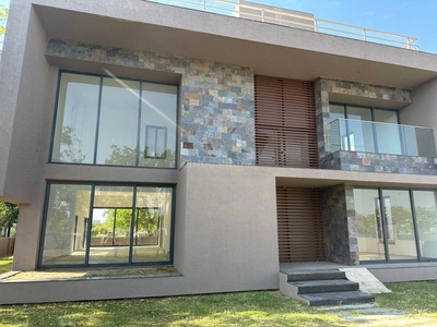 4 BHK Villa for rent in Nasmed, Ahmedabad - 4950 Sqft