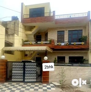 2bhk semi furnished , fully airy Good location