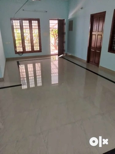 3 BHK GROUND FLOOR HOUSE FAMILY VYTTILA PONNURUNNI nr HUB