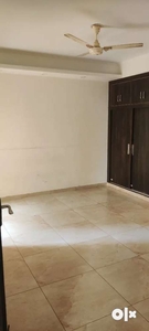 3 bhk semi furnished flat immediately available for rent