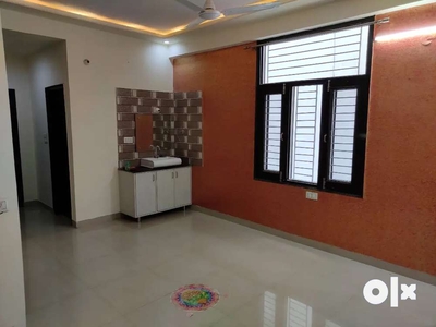 3 BHK Semifurnished Flat Available for Rent at Best Location