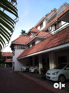 4BHK semi furnished luxury villa in gated colony ,Vennala,Palarivattom