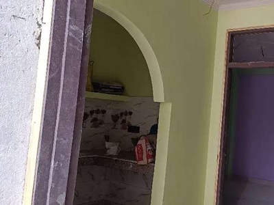 ONE BHK FLATS FOR RENT IN NEW ASHOK NAGAR DELHI. NEAR METRO.