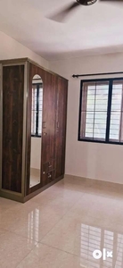 Petro Nest, Stadium Link Road - LARGE 3 BHK - Semi Furnished - 35k