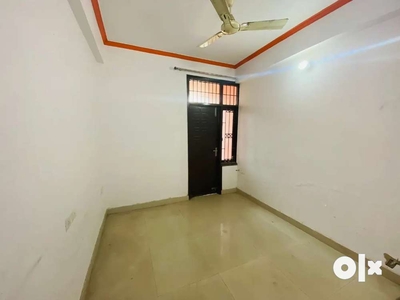 Two BHK flat for rent in sundarpur Lanka Varanasi