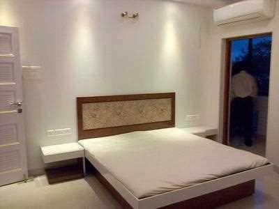 2 BHK Flat / Apartment For RENT 5 mins from Cuffe Parade
