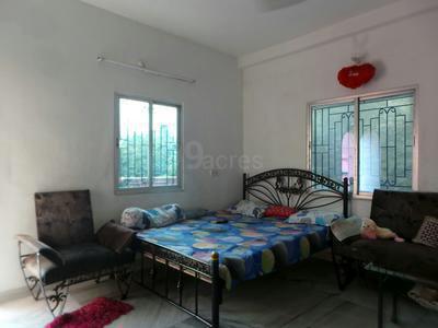 2 BHK Flat / Apartment For SALE 5 mins from Picnic Garden