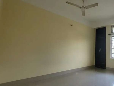 Furnished 3bhk near Commerce College