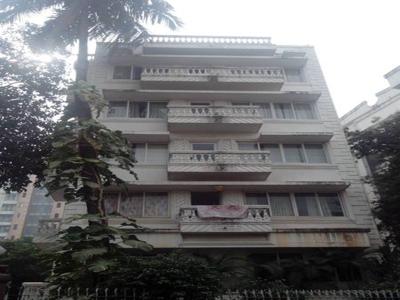 Reputed Builder White House Apartment in Bandra West, Mumbai