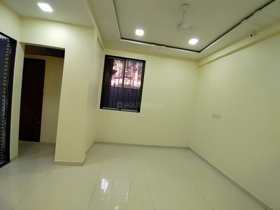 1 BHK Flat for rent in Juhu, Mumbai - 550 Sqft