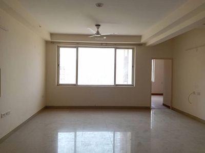 1356 sq ft 3 BHK 3T NorthEast facing Completed property Apartment for sale at Rs 78.00 lacs in Jaypee Kosmos in Sector 134, Noida