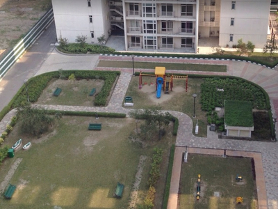 1640 sq ft 3 BHK 3T NorthEast facing Completed property Apartment for sale at Rs 1.10 crore in Jaypee Klassic in Sector 129, Noida