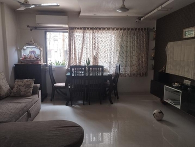 2 BHK Flat for rent in Andheri West, Mumbai - 875 Sqft