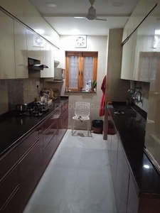 2 BHK Flat for rent in Karol Bagh, New Delhi - 890 Sqft