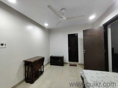 3 BHK rent Apartment in Vile Parle East, Mumbai