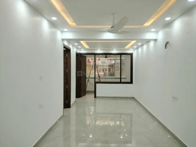 2100 Sqft 3 BHK Flat for sale in The New Priyadarshani Appartment