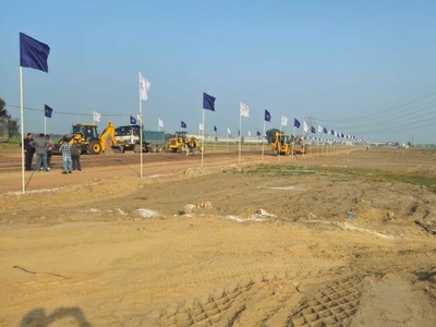 Industrial Plots On Prime Location