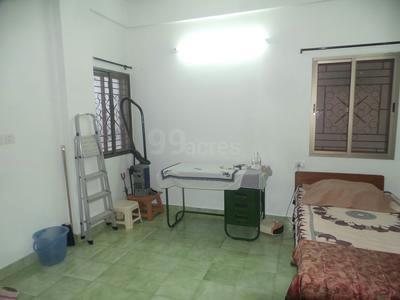 3 BHK Flat / Apartment For SALE 5 mins from Vasanth Nagar