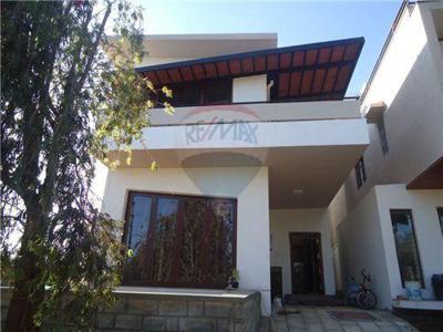 4 B/R Duplex Villa in Gated Comm For Sale India