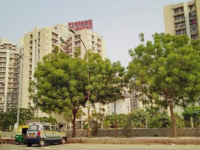 1135 sq ft 2 BHK 2T East facing Apartment for sale at Rs 80.00 lacs in Prateek Laurel in Sector 120, Noida