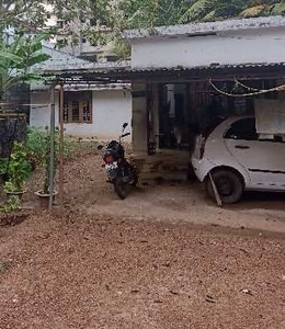 3 BHK House & Villa 1600 Sq.ft. for Sale in Adoor, Pathanamthitta