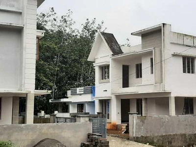 3 BHK House & Villa 3 Cent for Sale in Kalamasery, Kochi