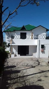 4 BHK House 2600 Sq.ft. for Sale in Parwanoo, Solan