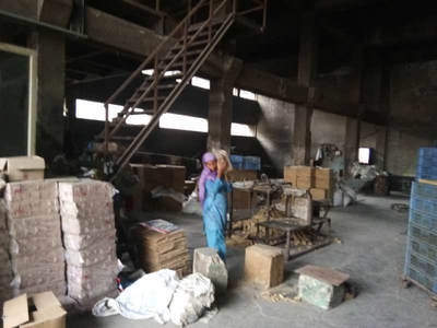 Factory 300 Sq. Meter for Sale in