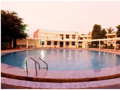 Hotels 25 Bigha for Sale in
