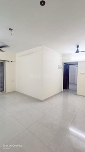 2 BHK Flat for rent in Hiranandani Estate, Thane - 905 Sqft
