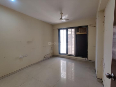 4 BHK Flat for rent in Khar West, Mumbai - 1500 Sqft