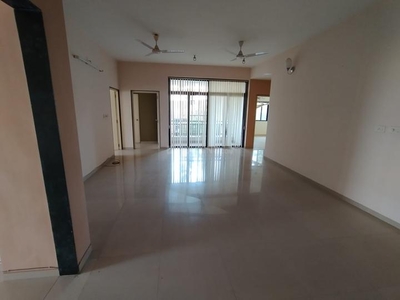 4 BHK Flat for rent in Navrangpura, Ahmedabad - 2250 Sqft