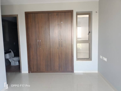 900 sq ft 2 BHK 2T Apartment for rent in Kalpataru Paramount A at Thane West, Mumbai by Agent Prashant