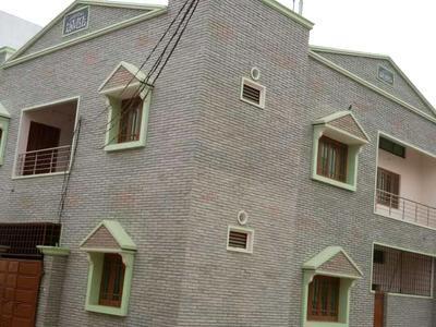 10 BHK House / Villa For SALE 5 mins from Golkonda
