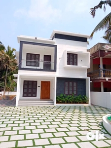 2000 sqft, 14 cent, House for sale in Pothencode Sreekaryam