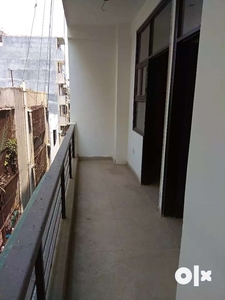 3 BHK flat available for sale in Shalimar garden