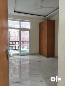 3 bhk flat in Noida extension sector 1 gated society