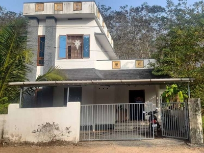 3 BHK House 1 KM from Kottayam-Ernakulam Highway