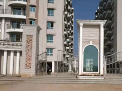 3BHK flat at city centre