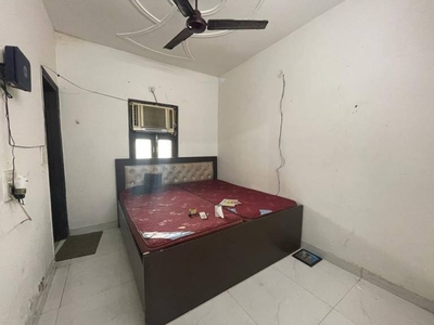 500 sq ft 2 BHK 1T BuilderFloor for rent in Project at Pitampura, Delhi by Agent Malhotra Real Estate