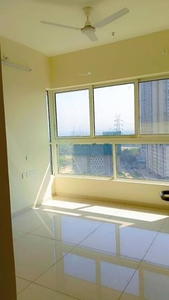 884 sq ft 2 BHK 2T Apartment for rent in Wadhwa Atmosphere O2 at Mulund West, Mumbai by Agent Azuro