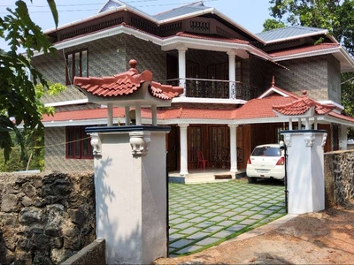 House (6BHK)for sale near infopark Kochi Kerala