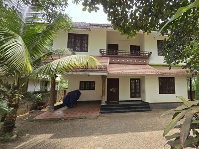 Nedumbassery athani kottayi 7.5 cent 2000 sqft 5 bhk house for sale